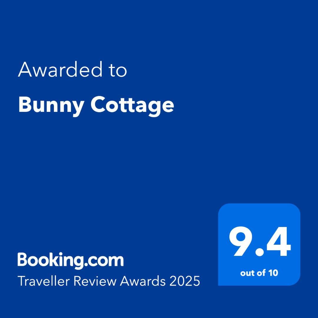 Bunny Cottage Masterton Bagian luar foto